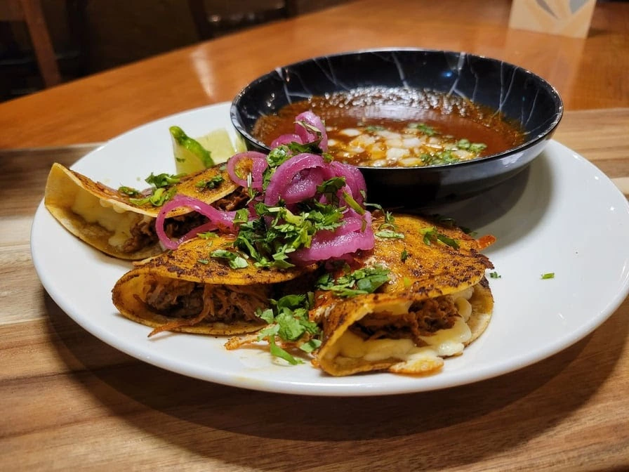 Triple C Pizzeria serving Minto Winnipeg with pizza delivery and takeout